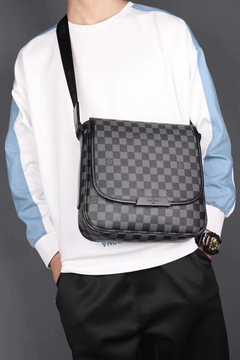 LV $68 gallery