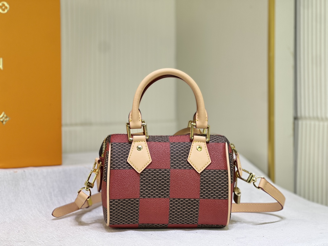 LV $68 gallery