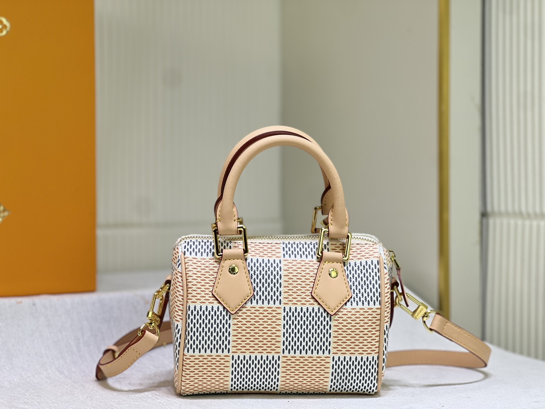 LV $68 gallery