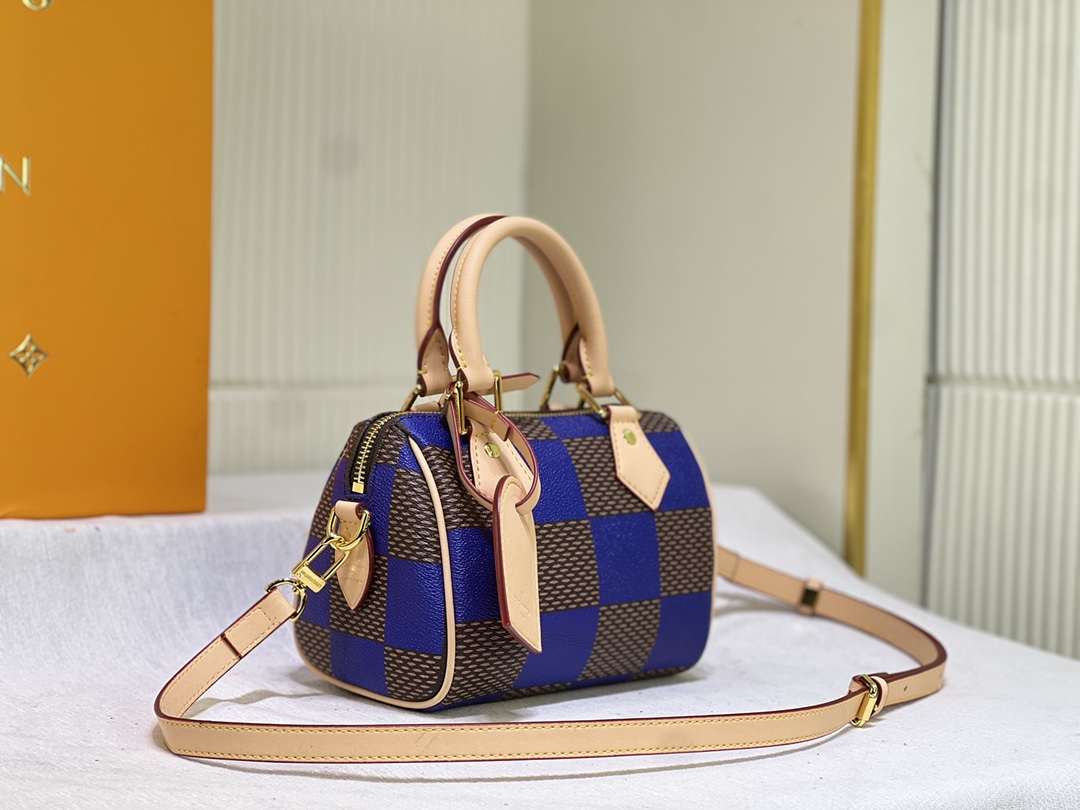 LV $68 gallery