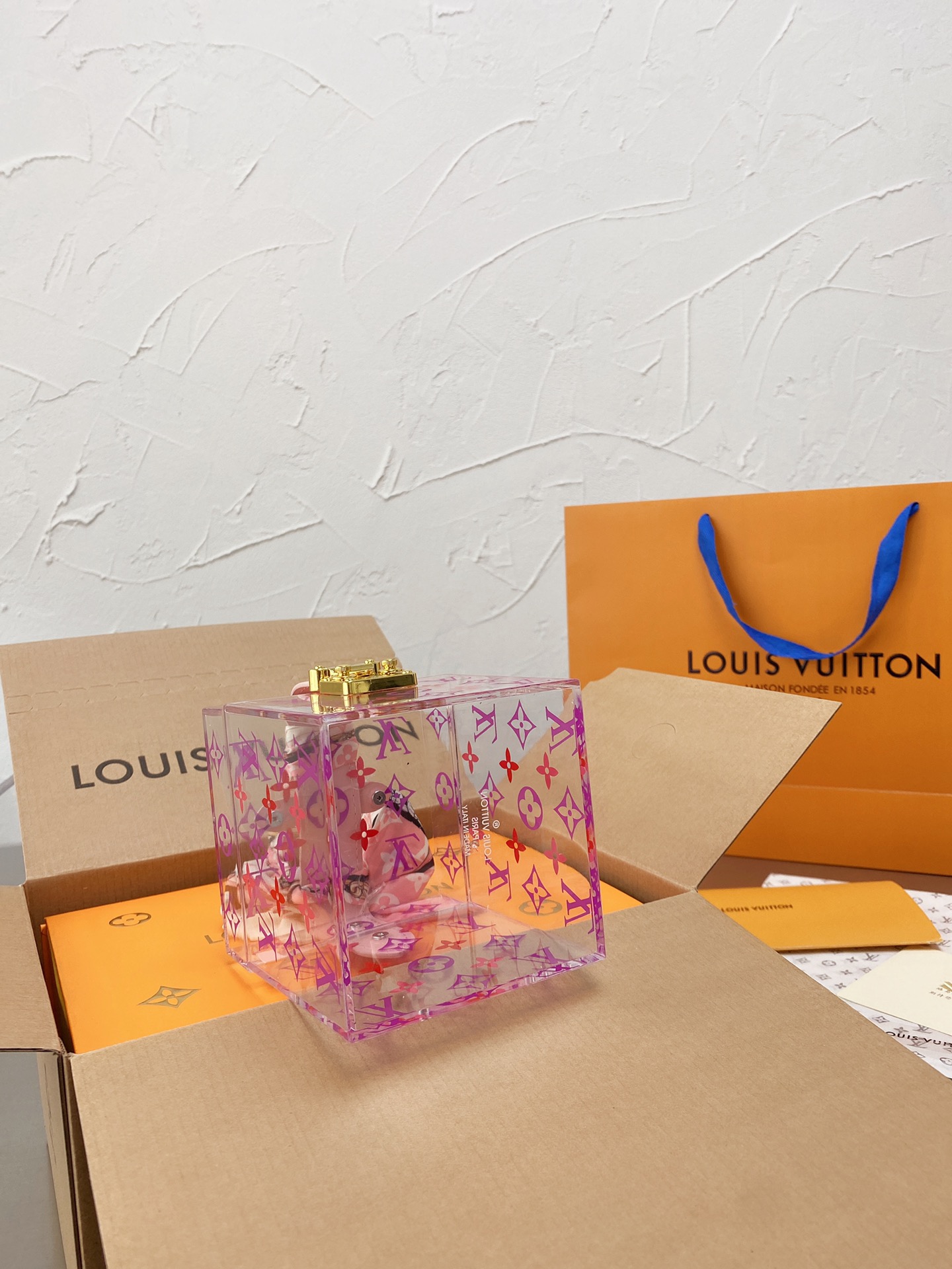 LV $69 gallery