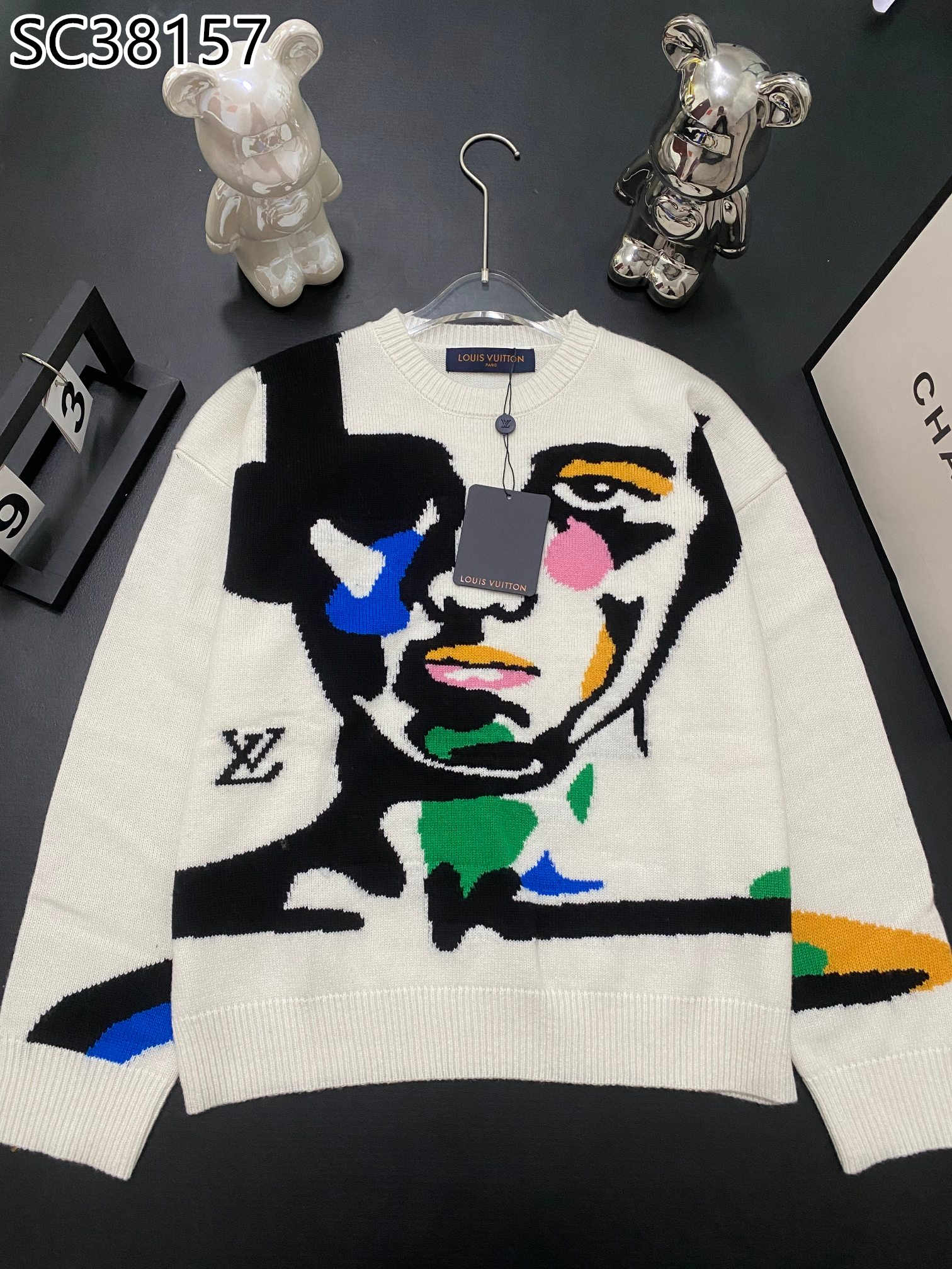 LV $69 gallery