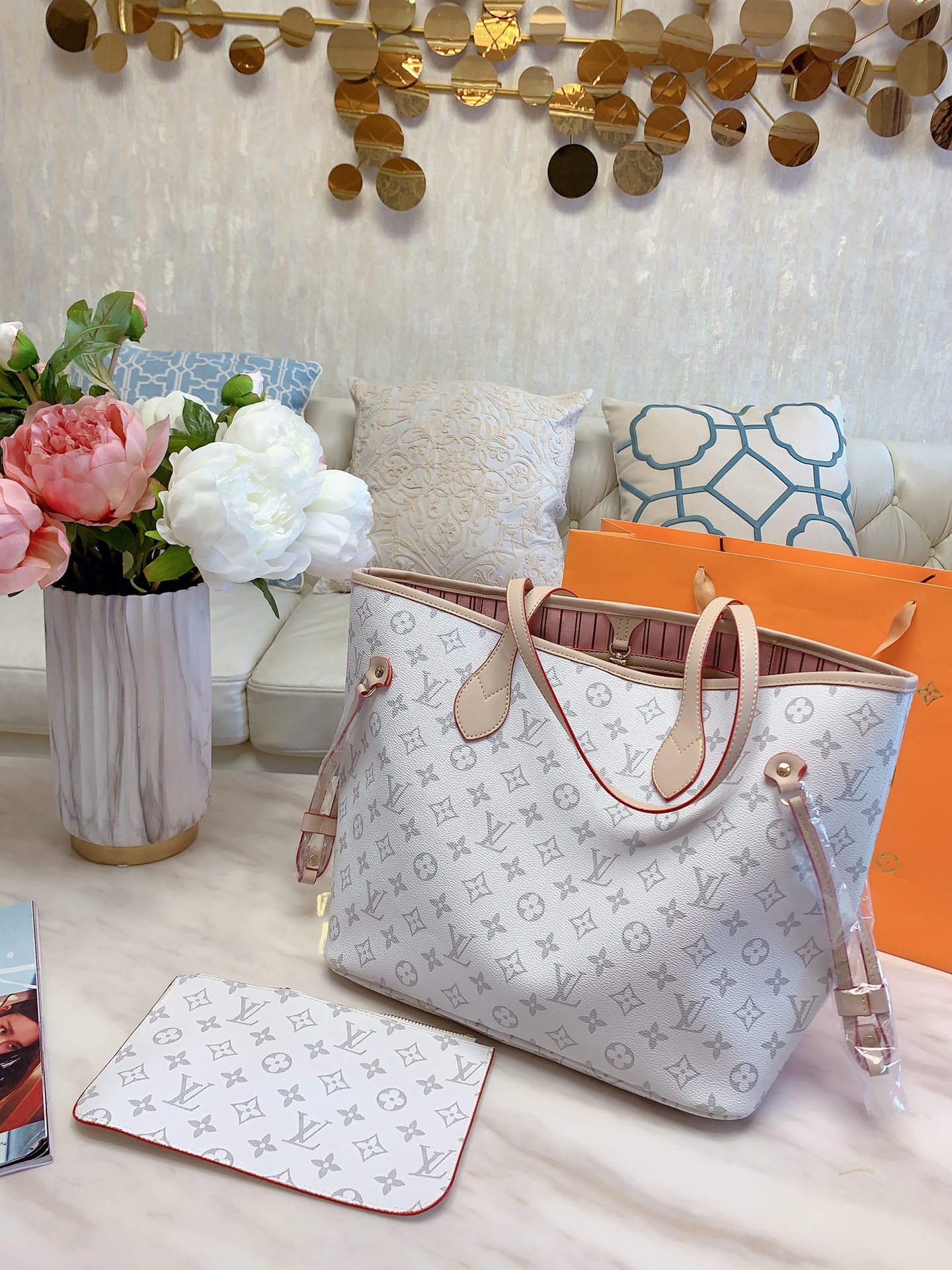 LV $69 gallery