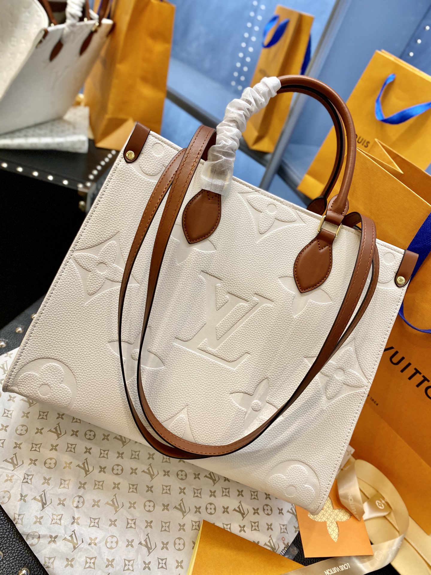 LV $69 gallery