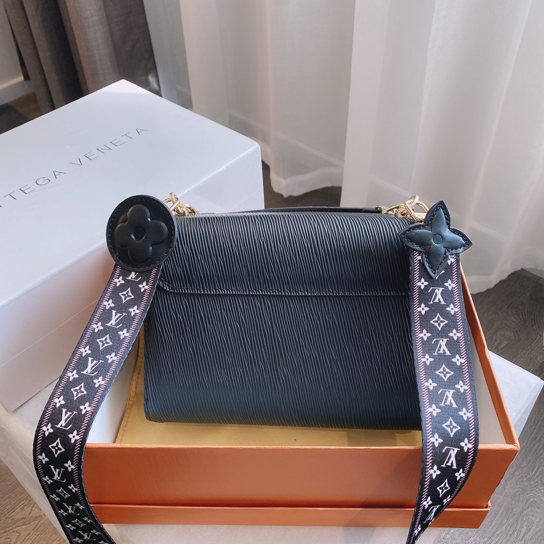 LV $70 gallery