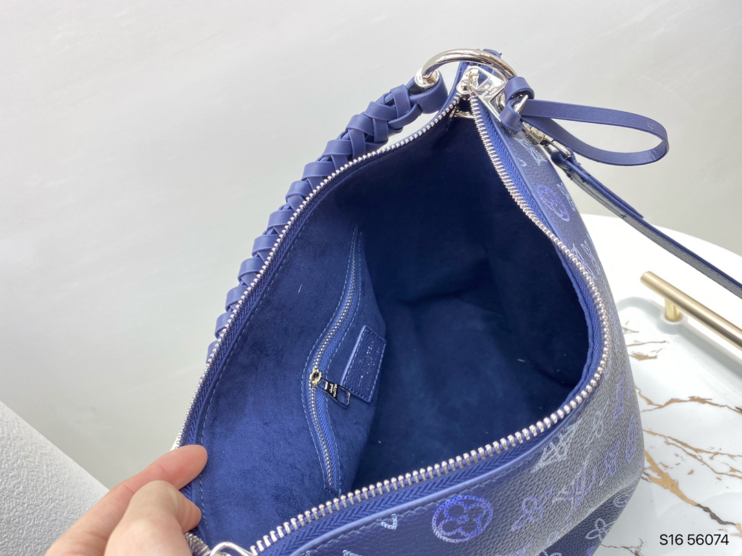 LV $70 gallery