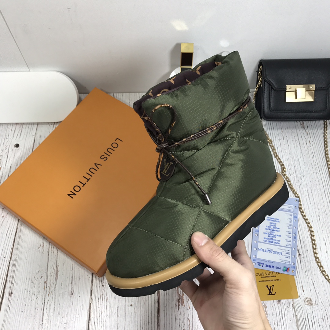 LV $70 gallery