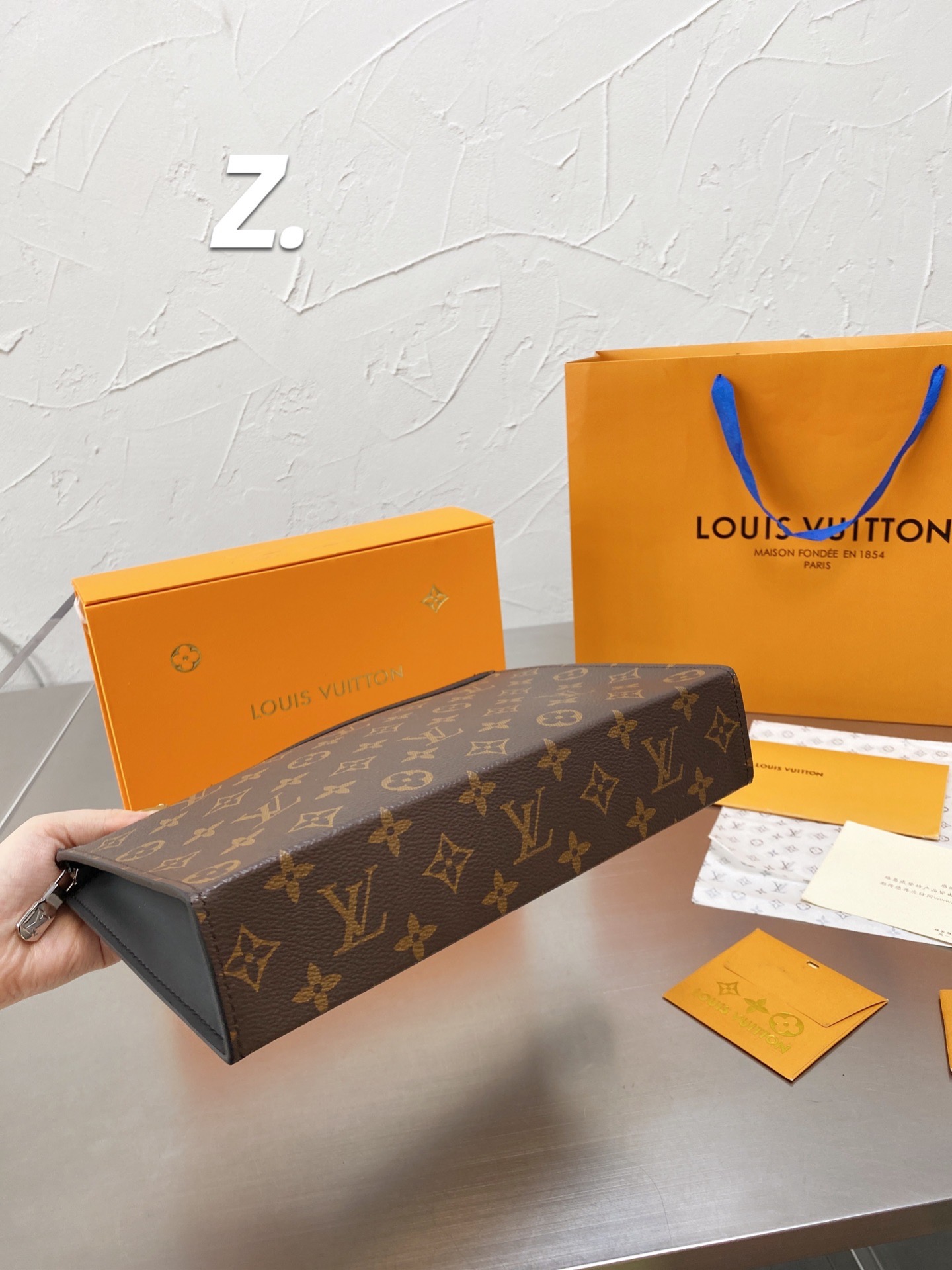 LV $70 gallery