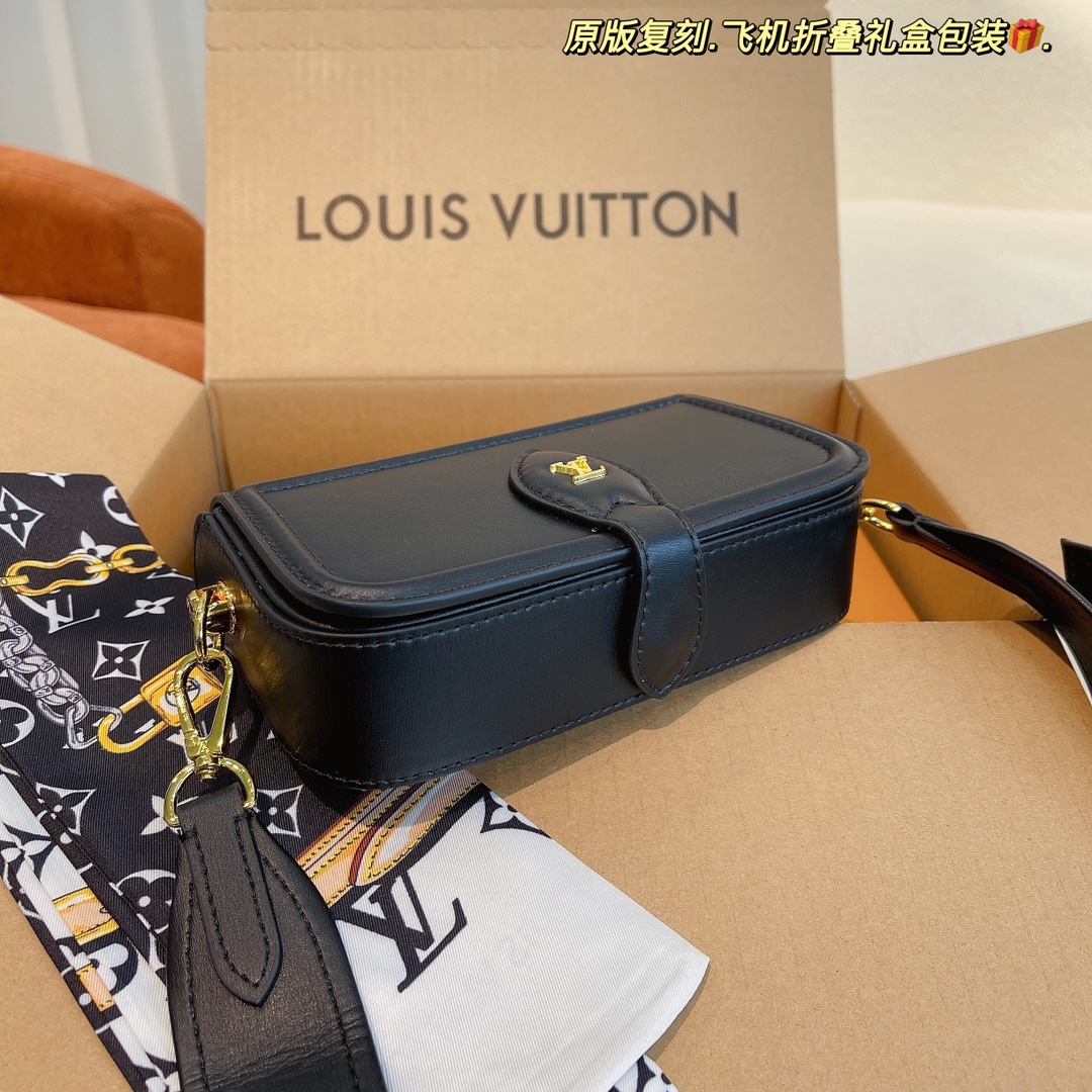 LV $70 gallery