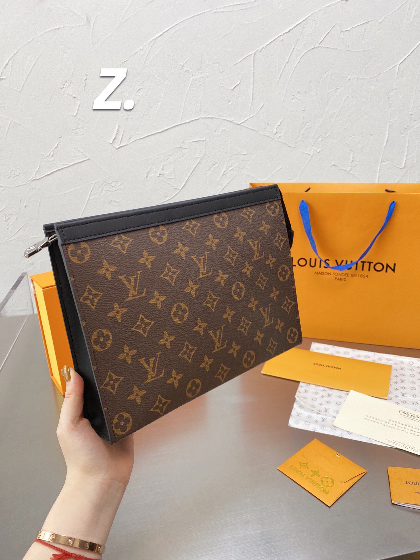 LV $70 gallery