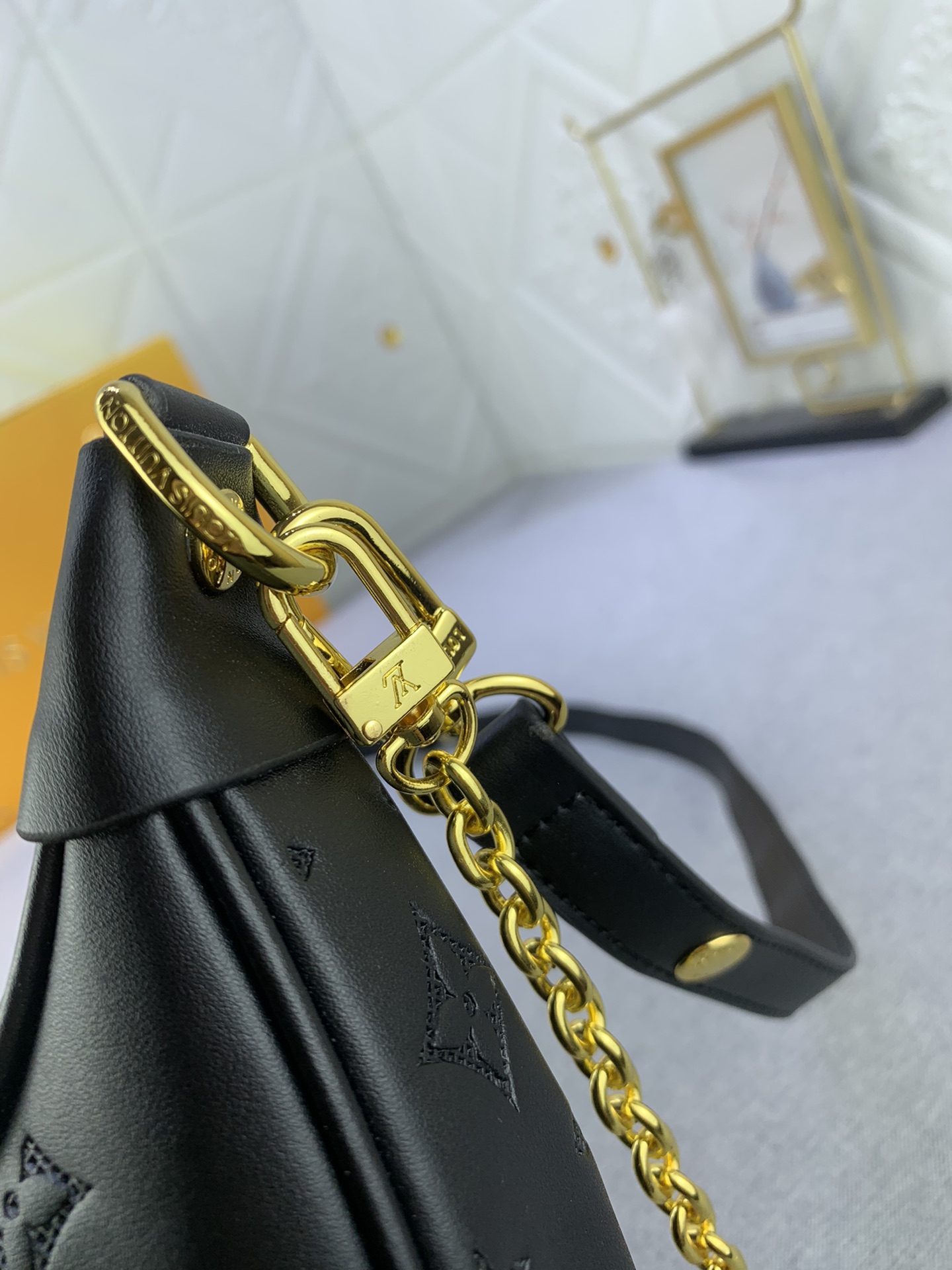 LV $70 gallery