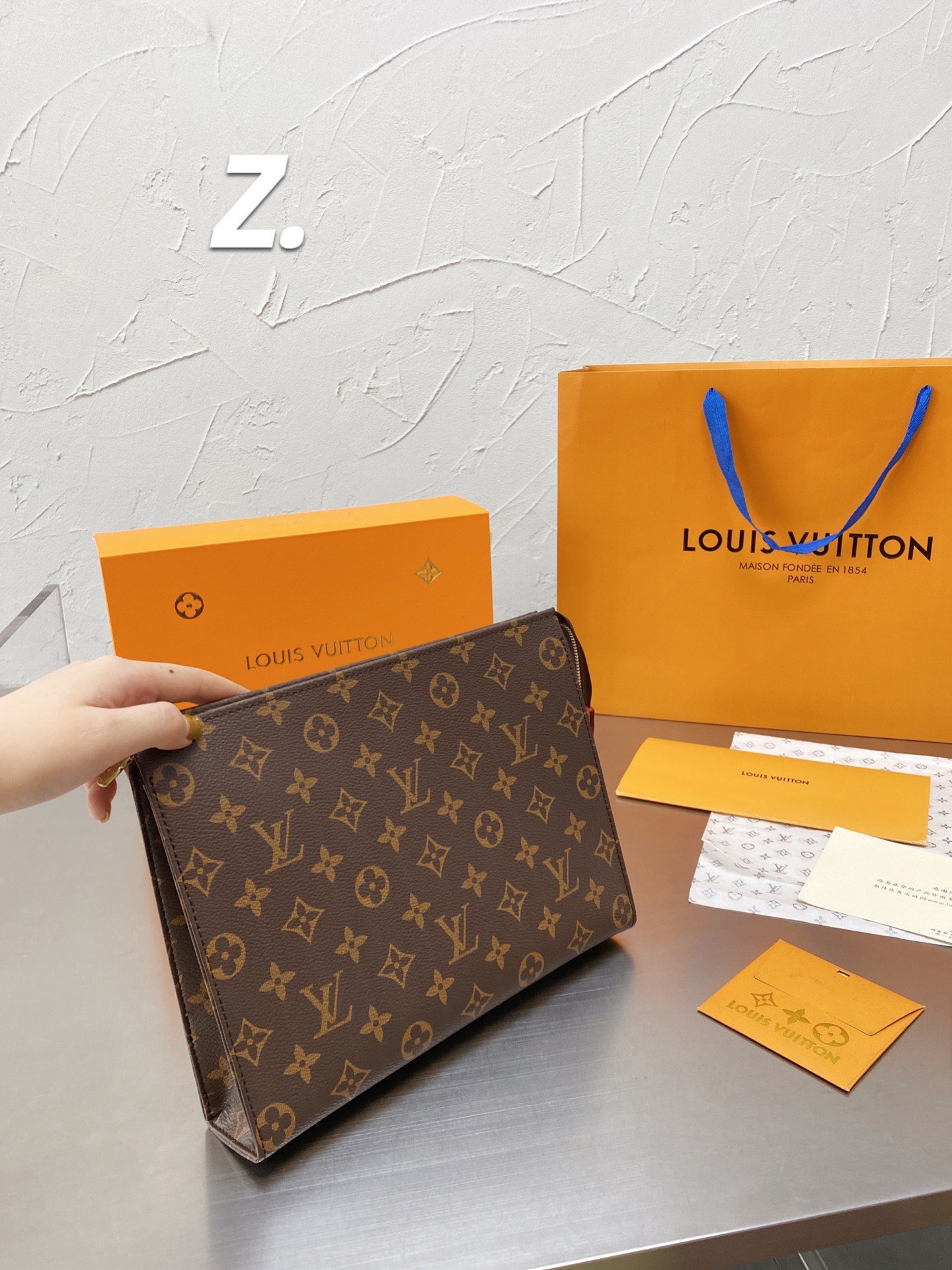 LV $70 gallery