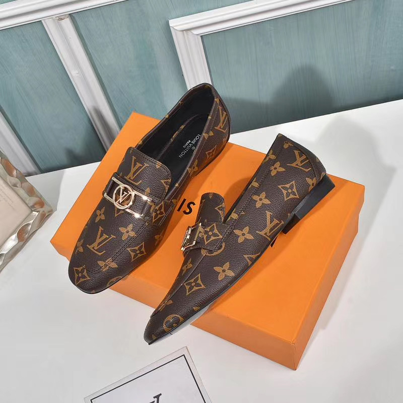 LV $71 gallery