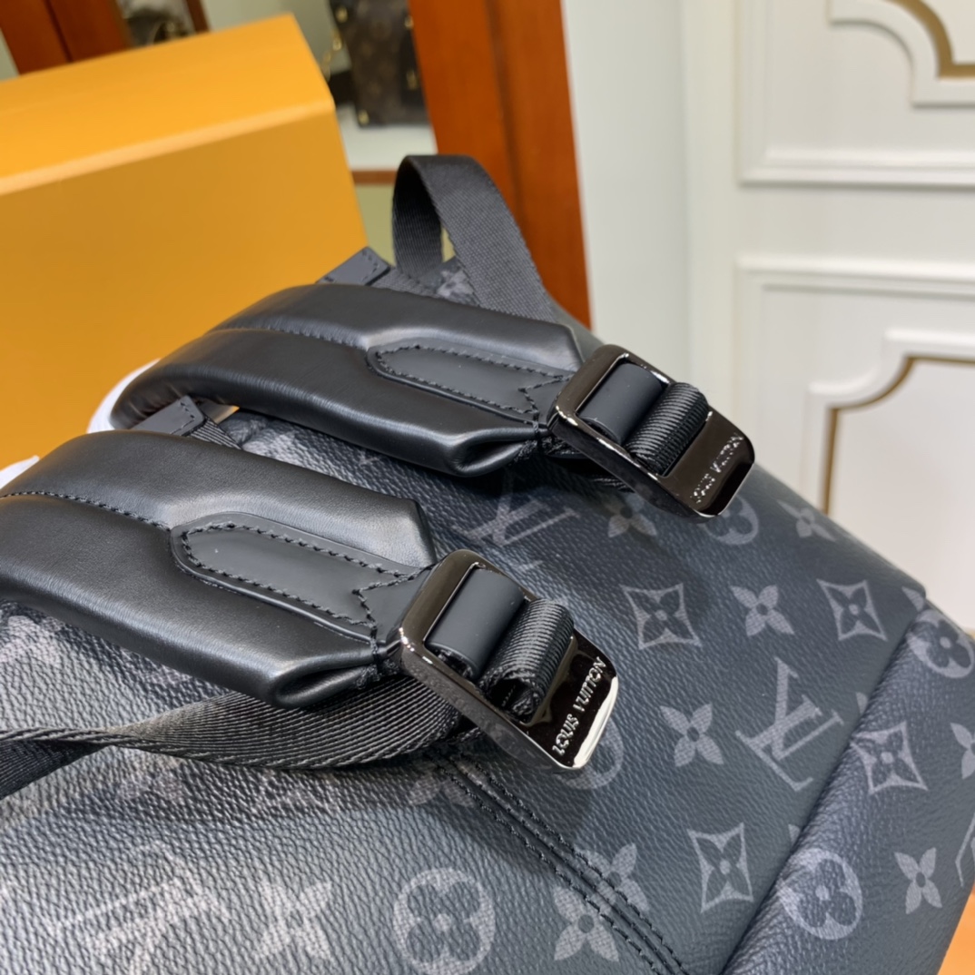 LV $72 gallery