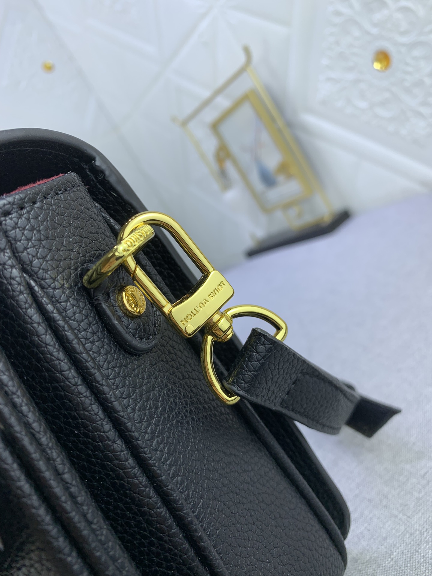 LV $72 gallery