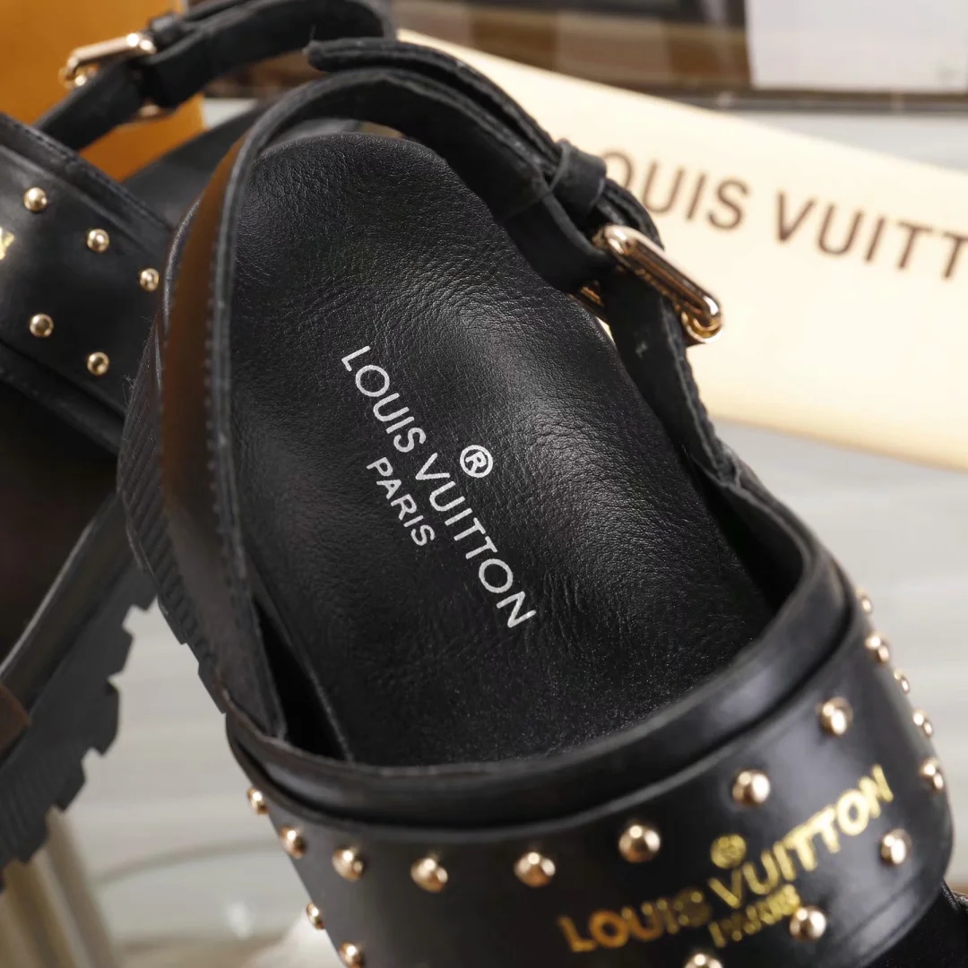 LV $72 gallery