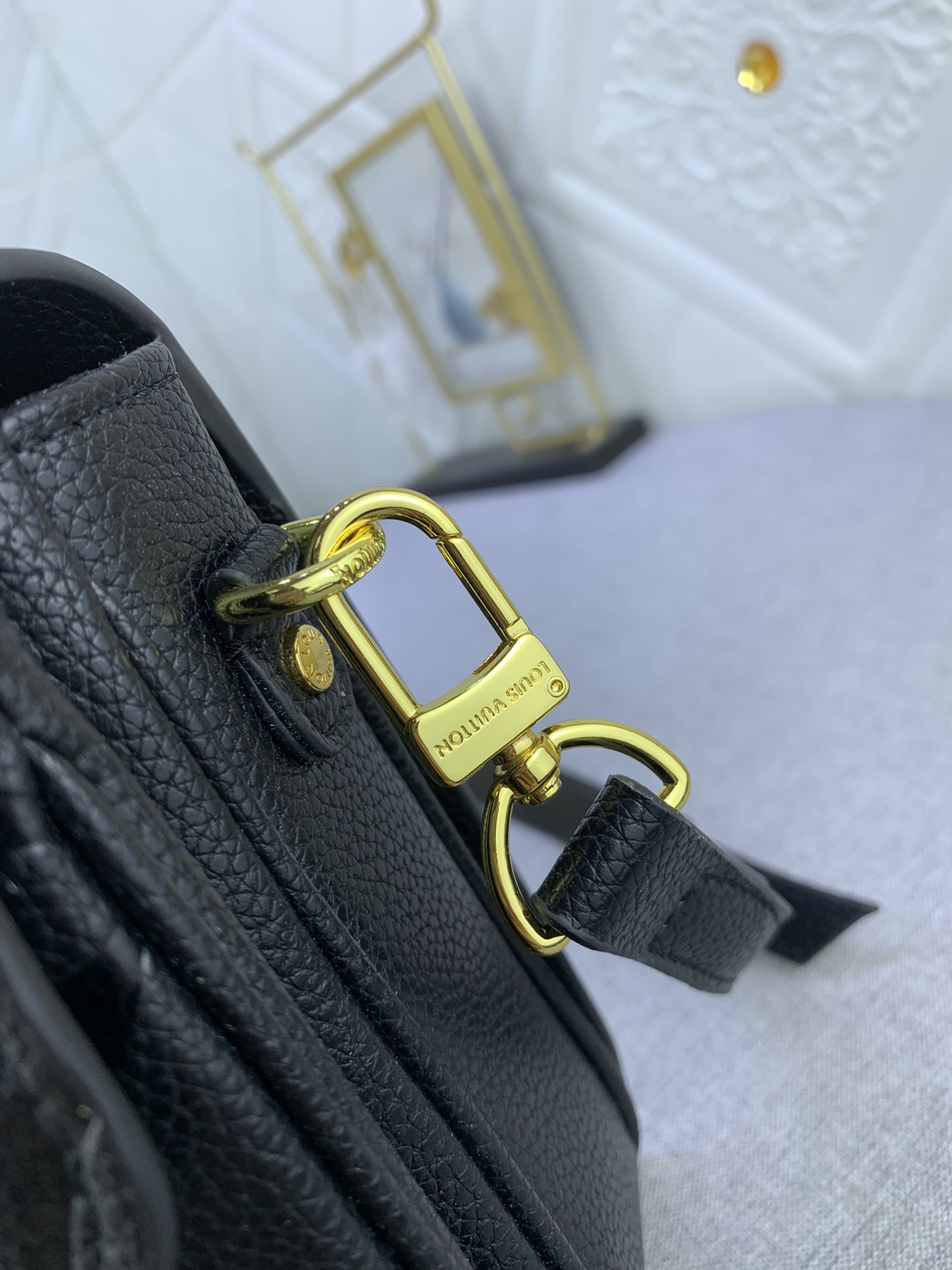 LV $72 gallery