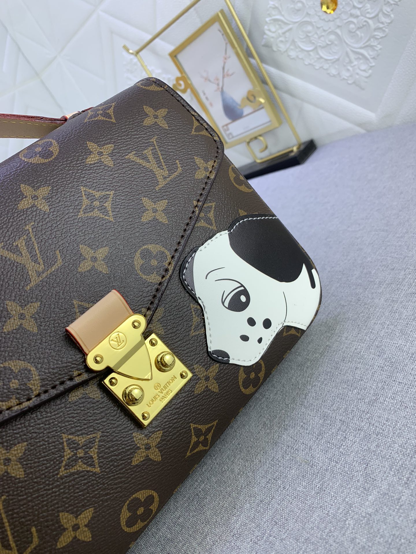 LV $72 gallery