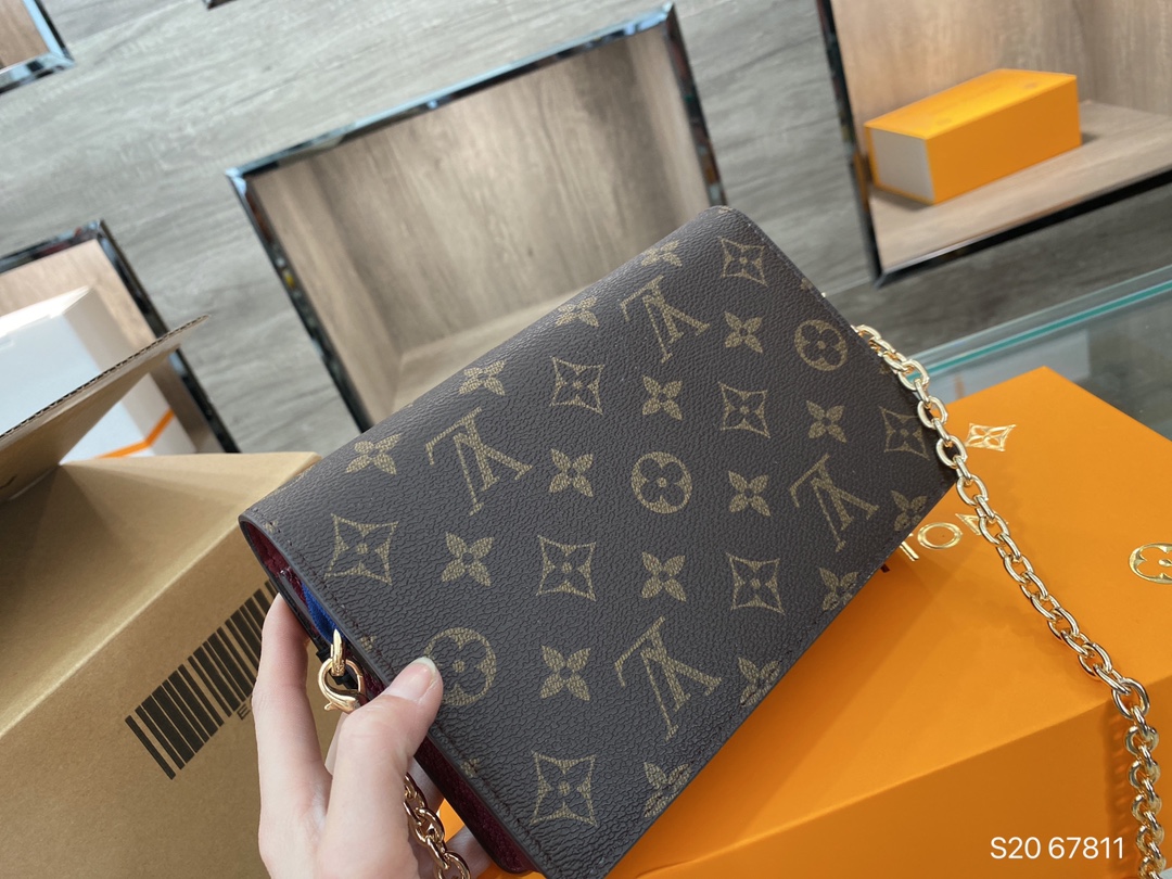 LV $72 gallery