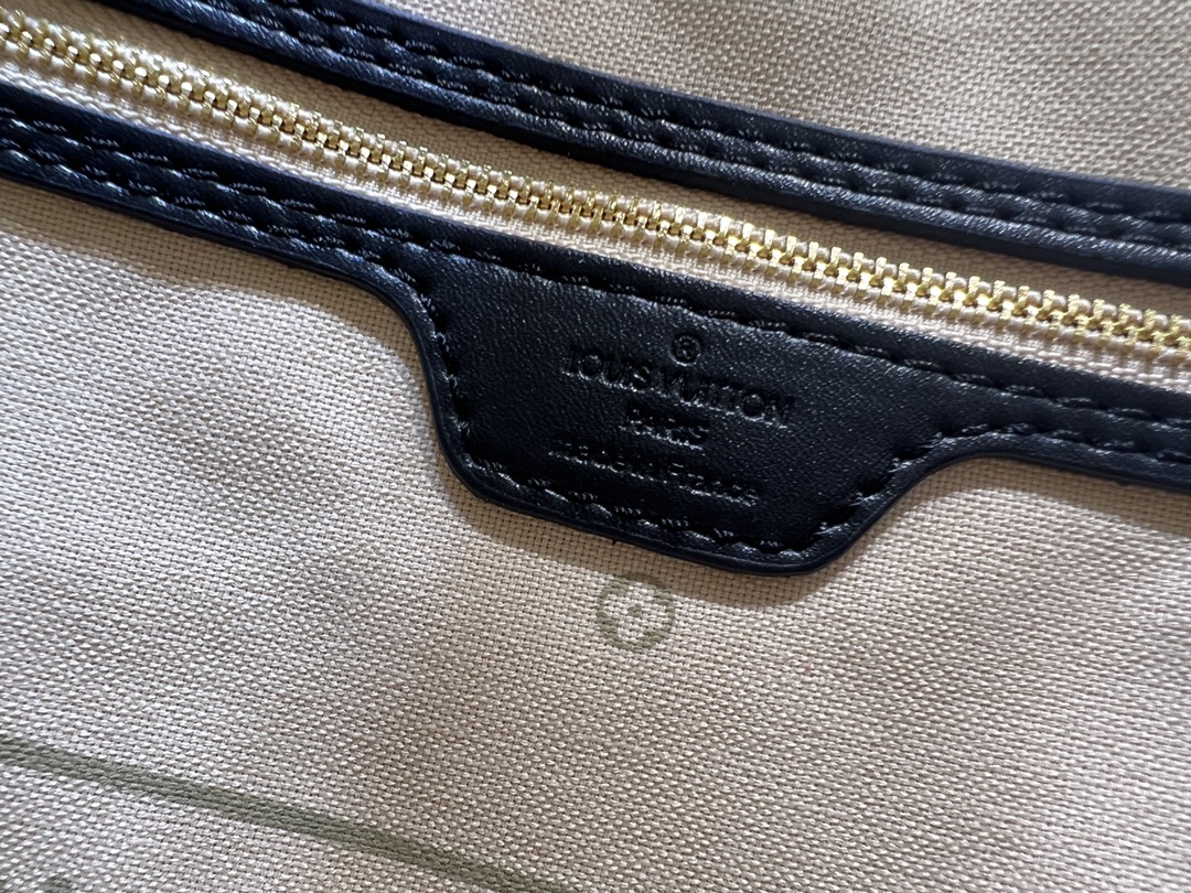 LV $73 gallery