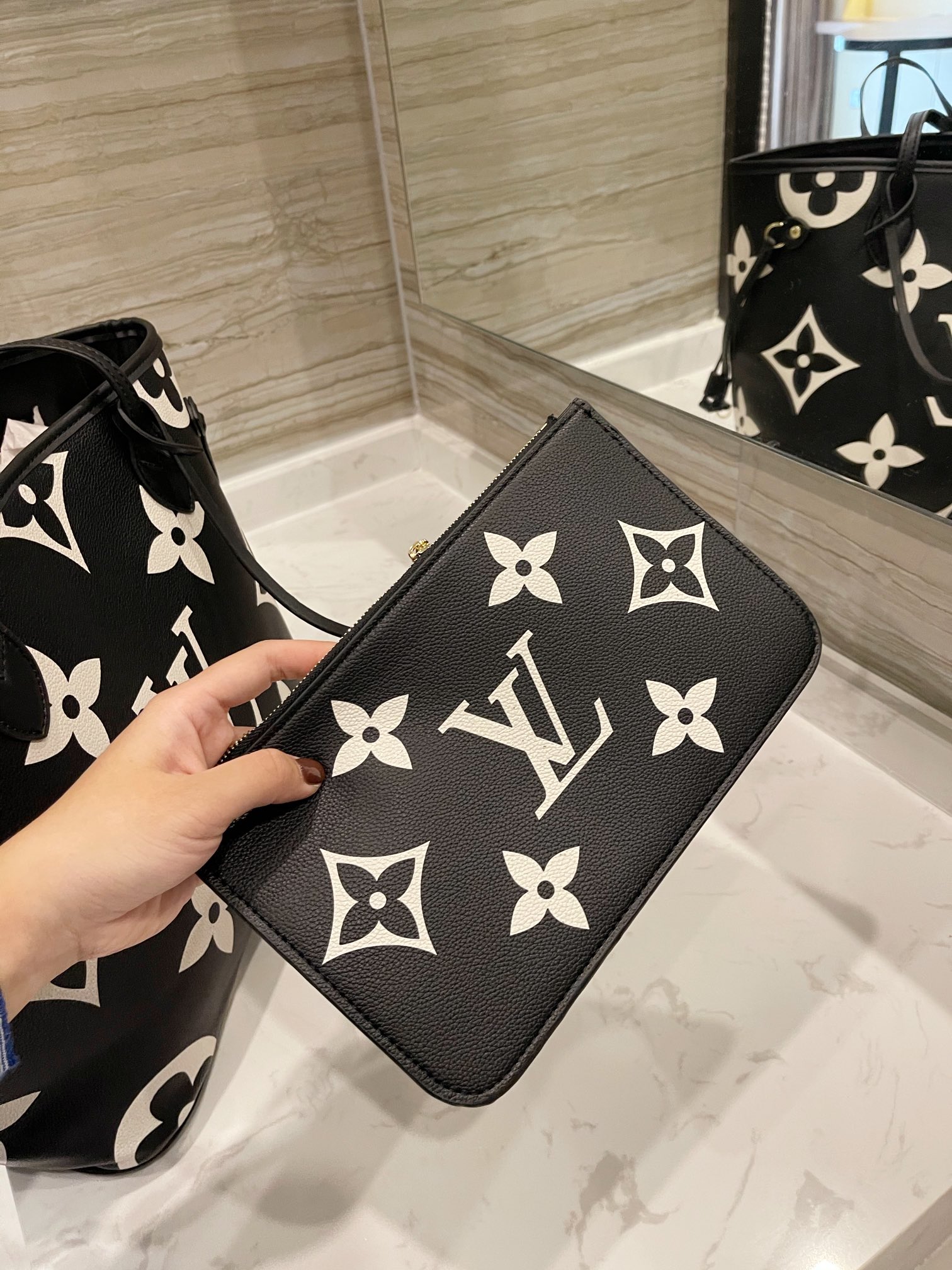 LV $73 gallery