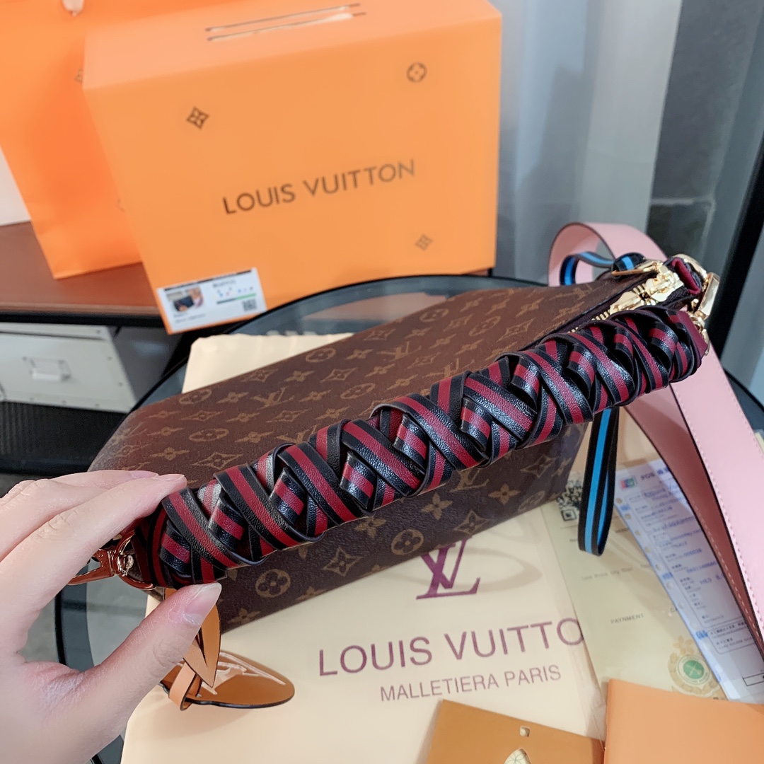 LV $74 gallery