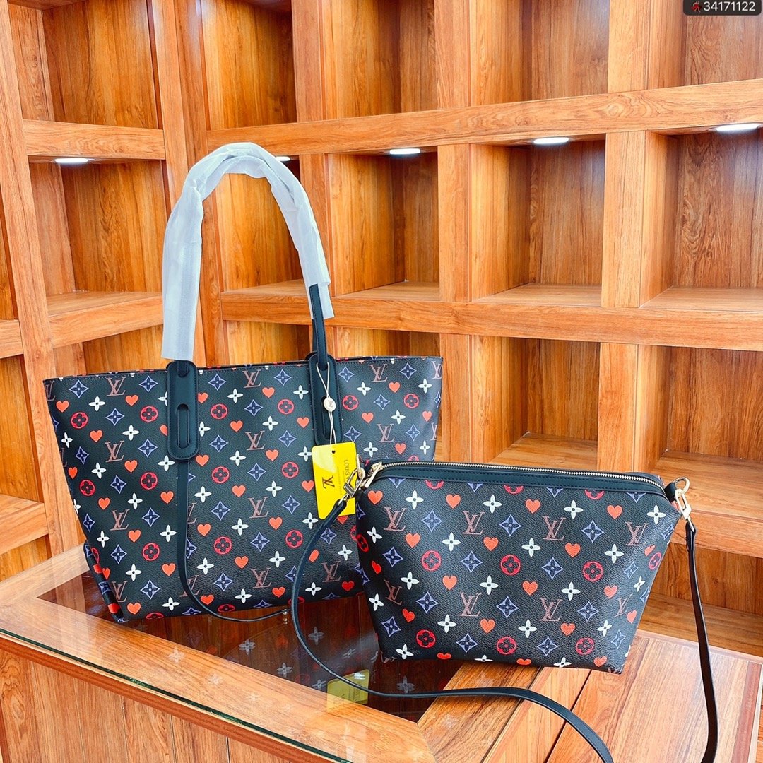 LV $74 gallery