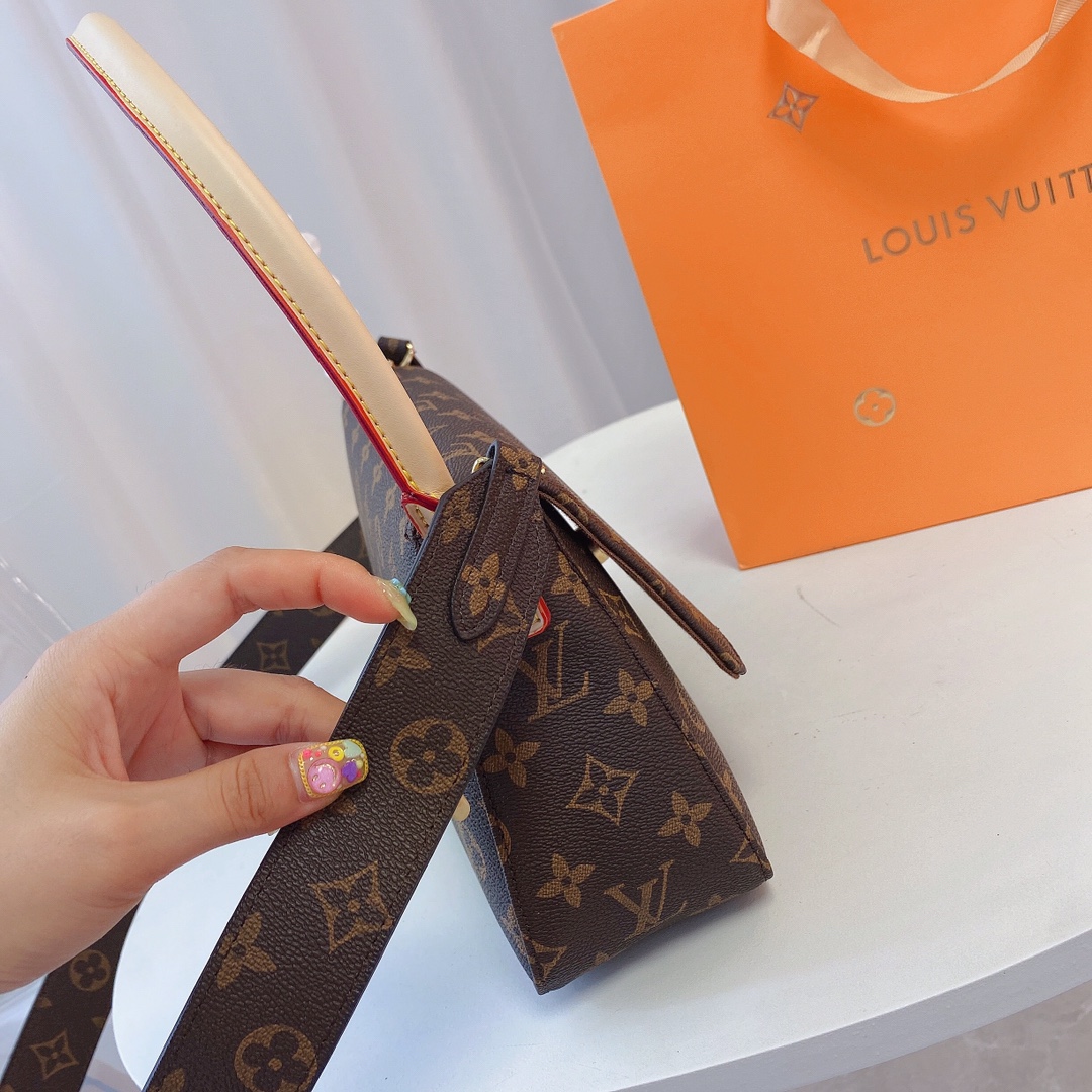 LV $75 gallery