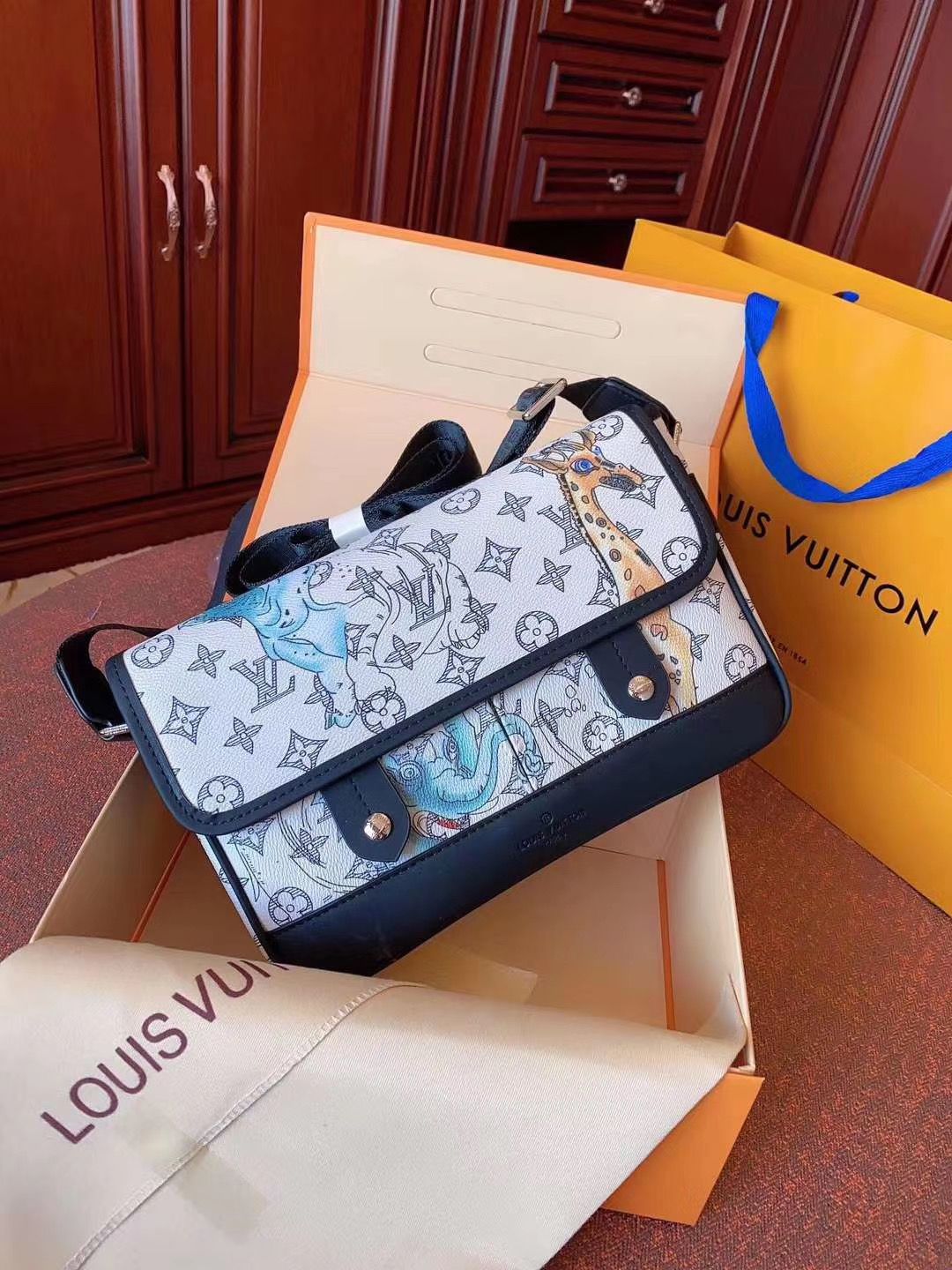 LV $75 gallery