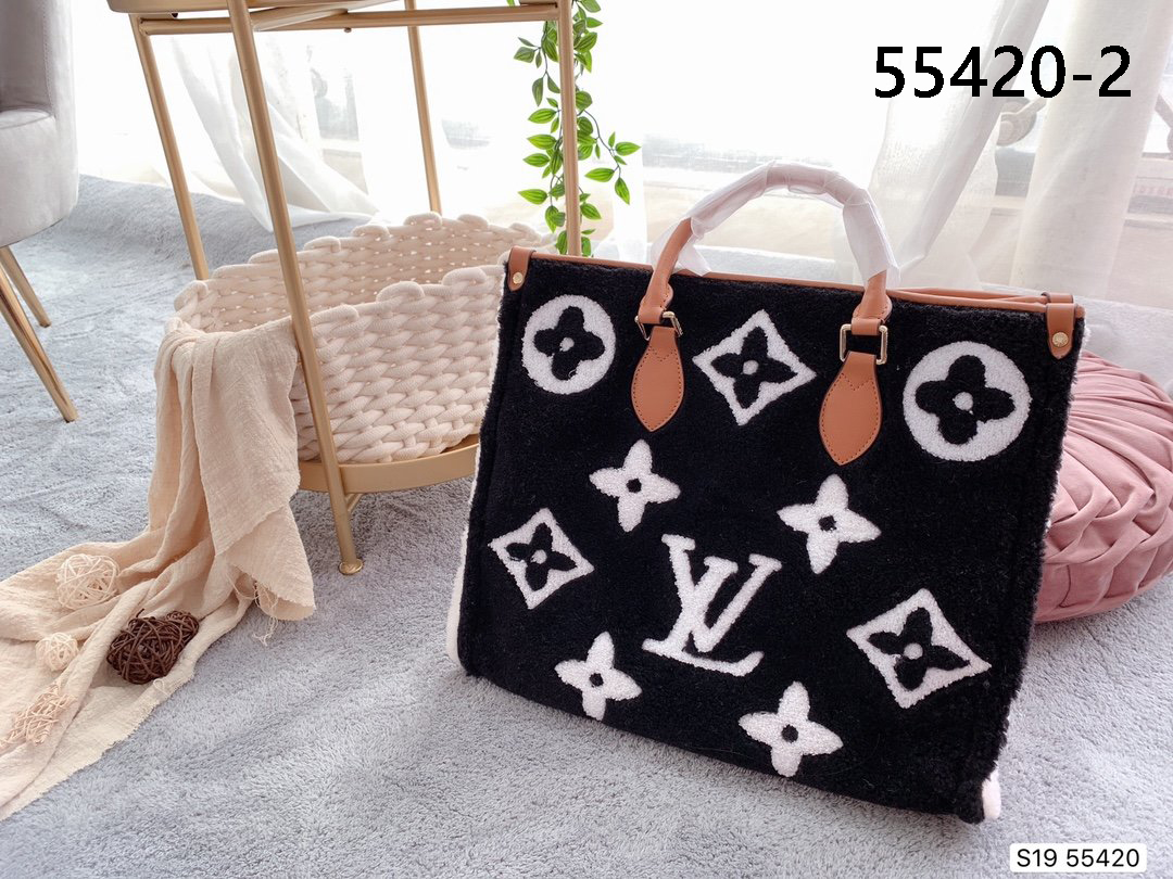 LV $75 gallery