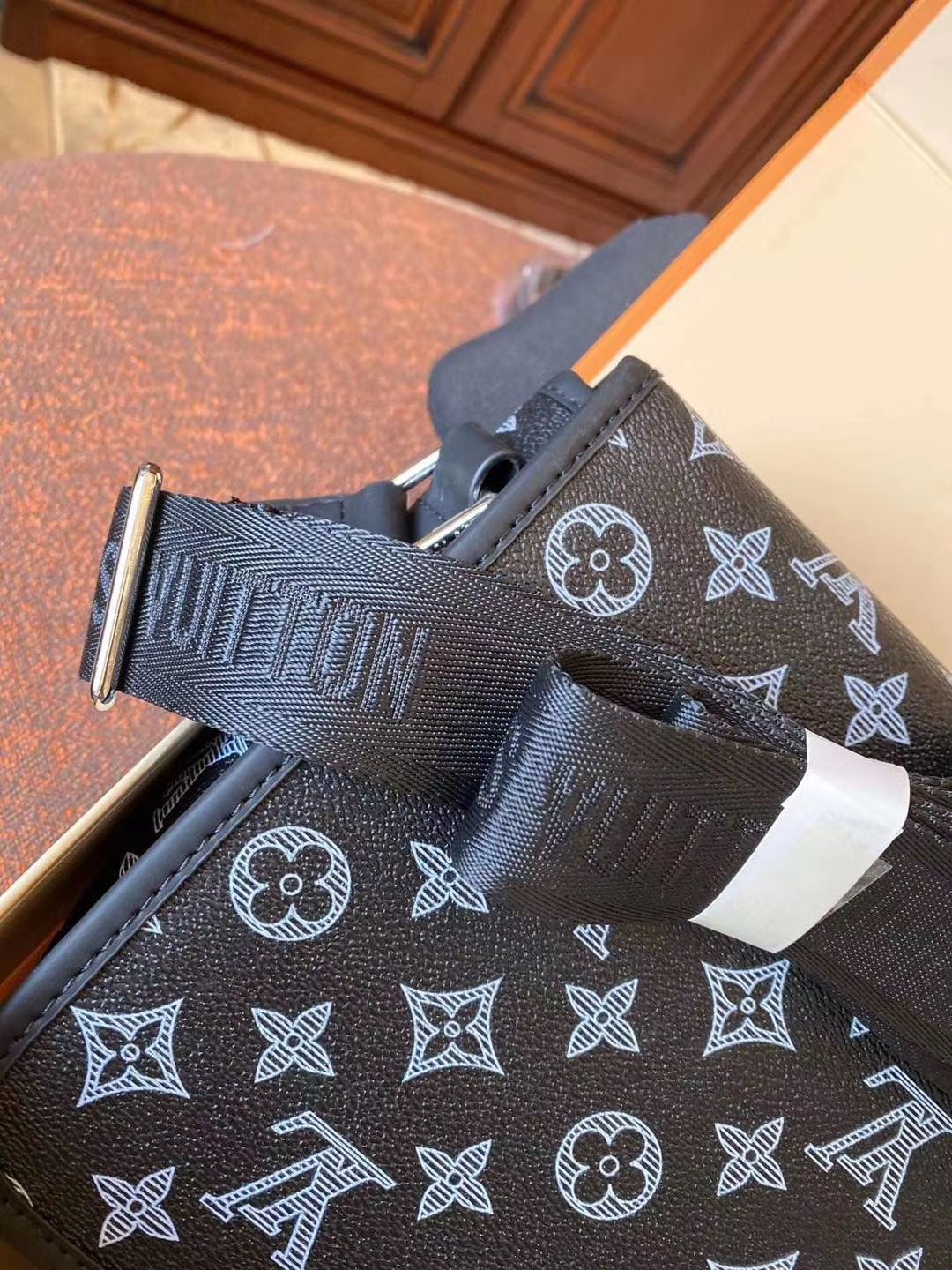 LV $75 gallery