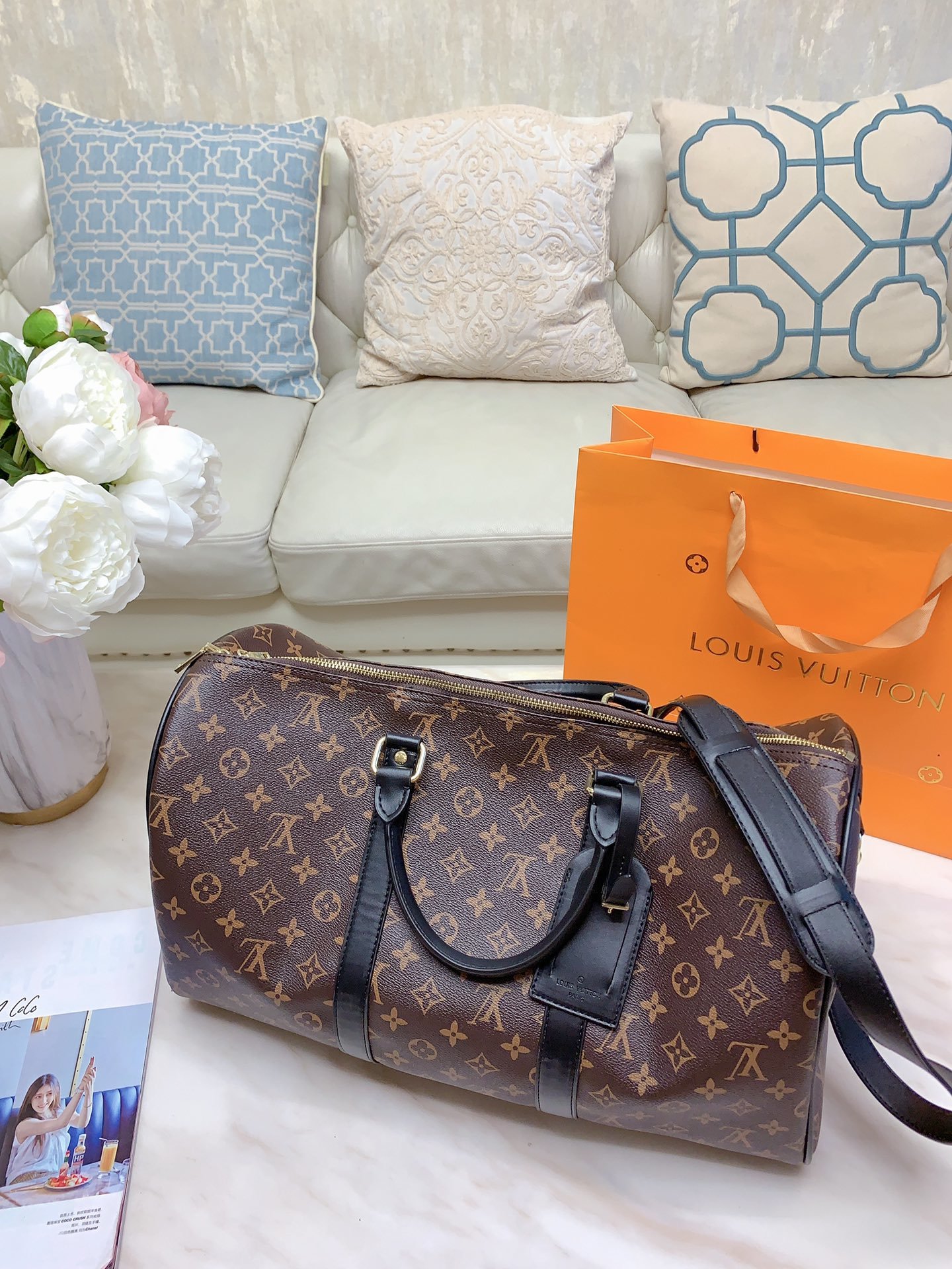 LV $76 gallery