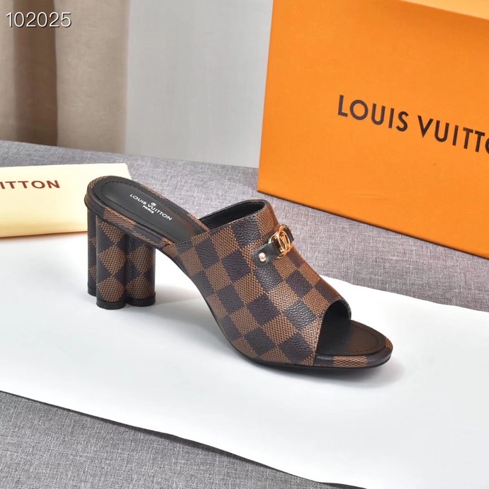 LV $76 gallery