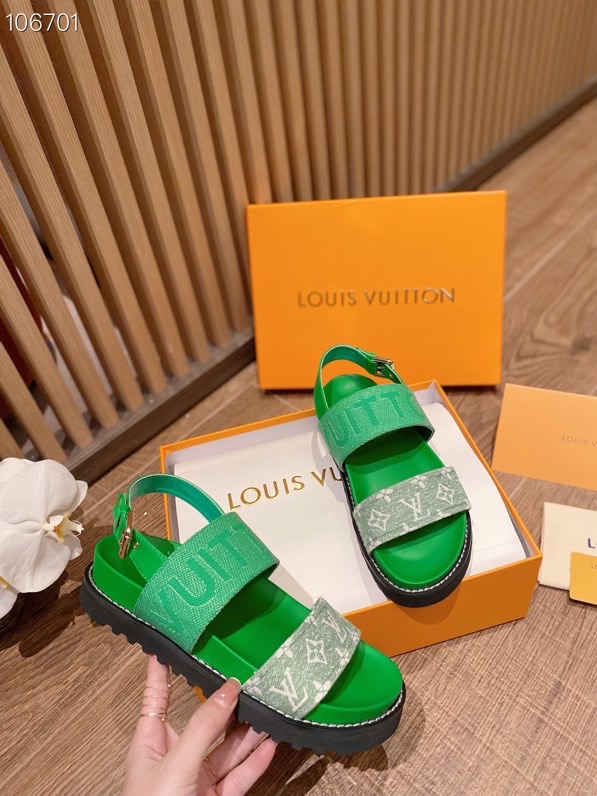 LV $76 gallery