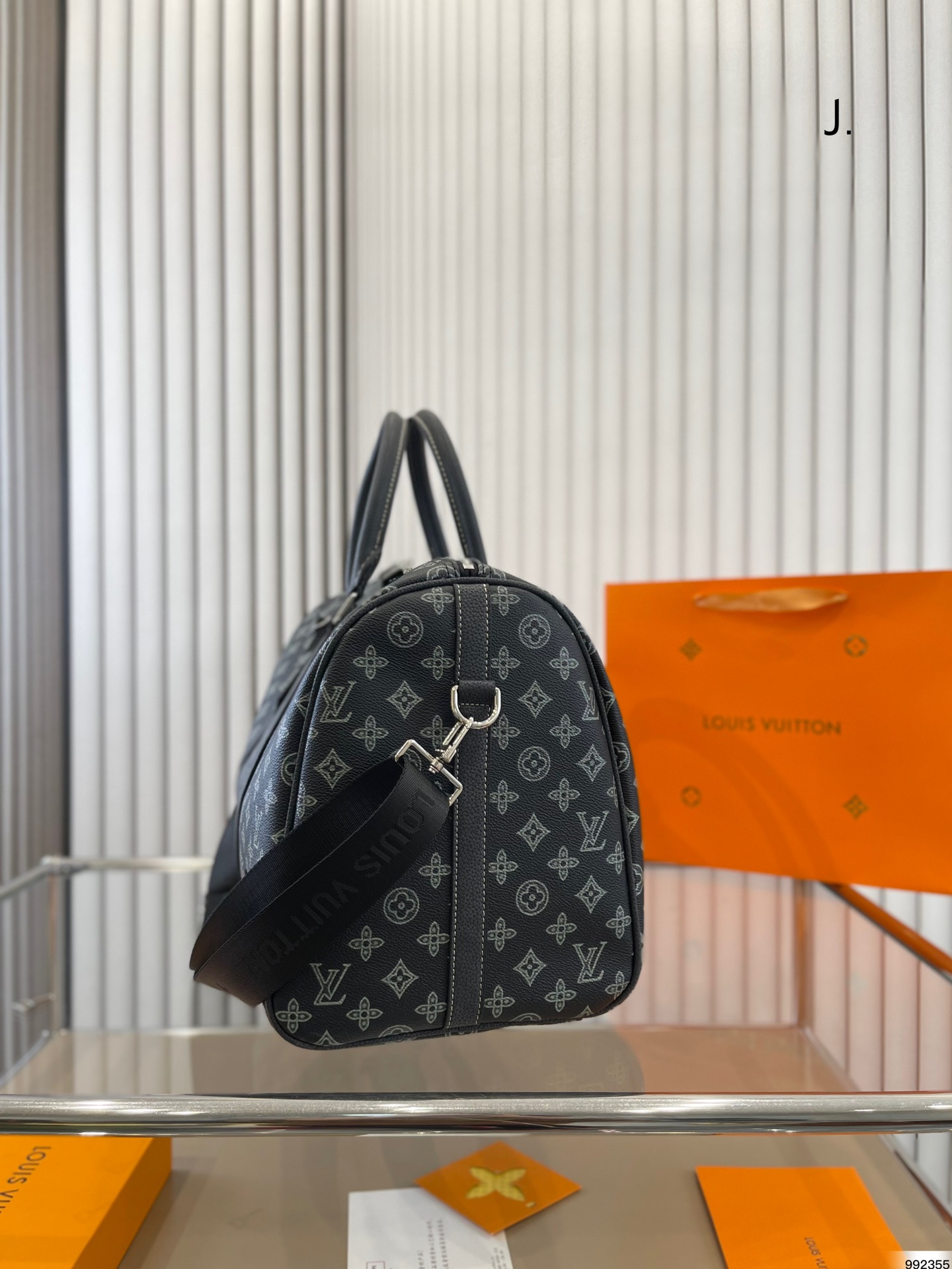 LV $76 gallery