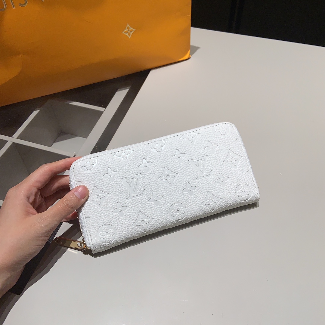 LV $76 gallery