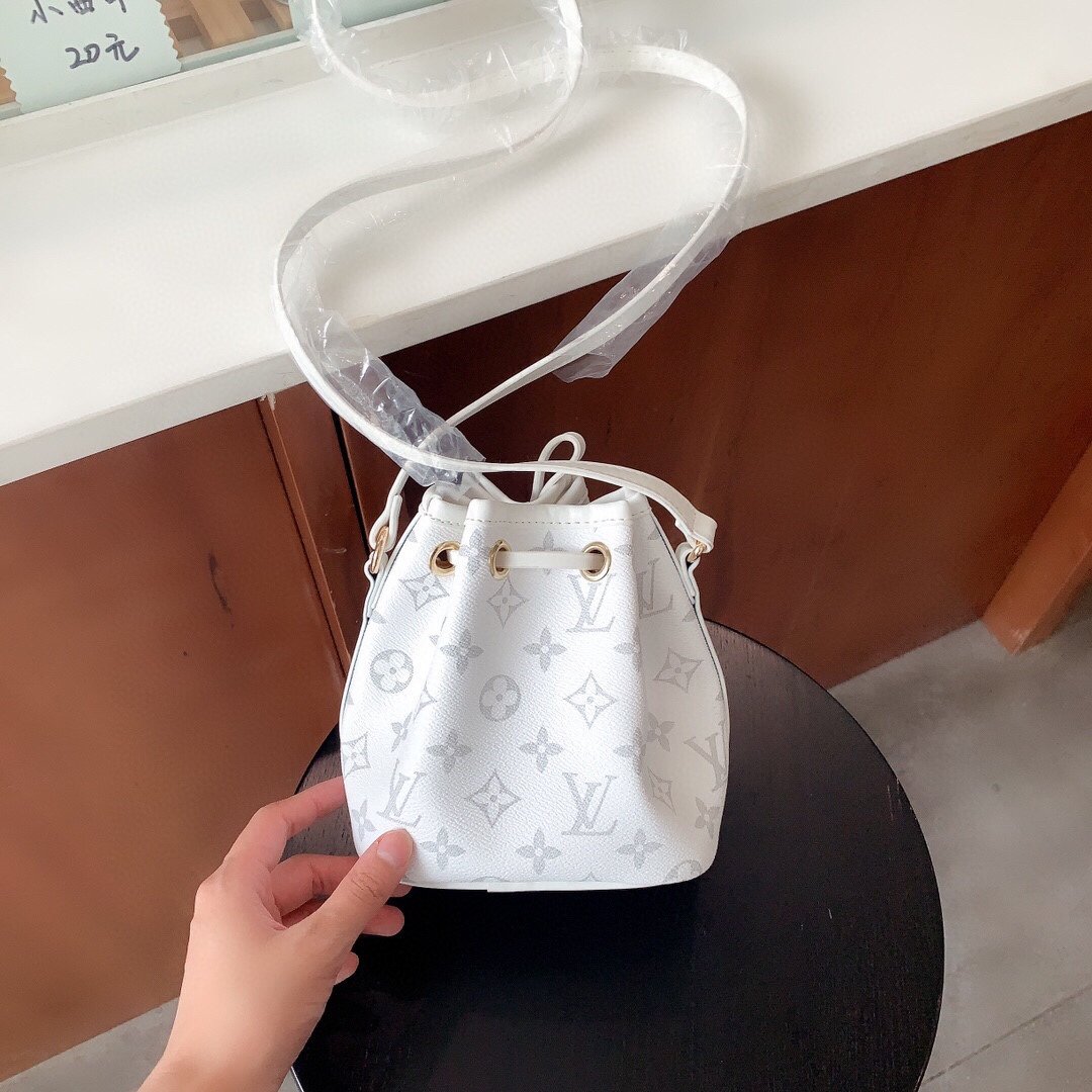 LV $76 gallery