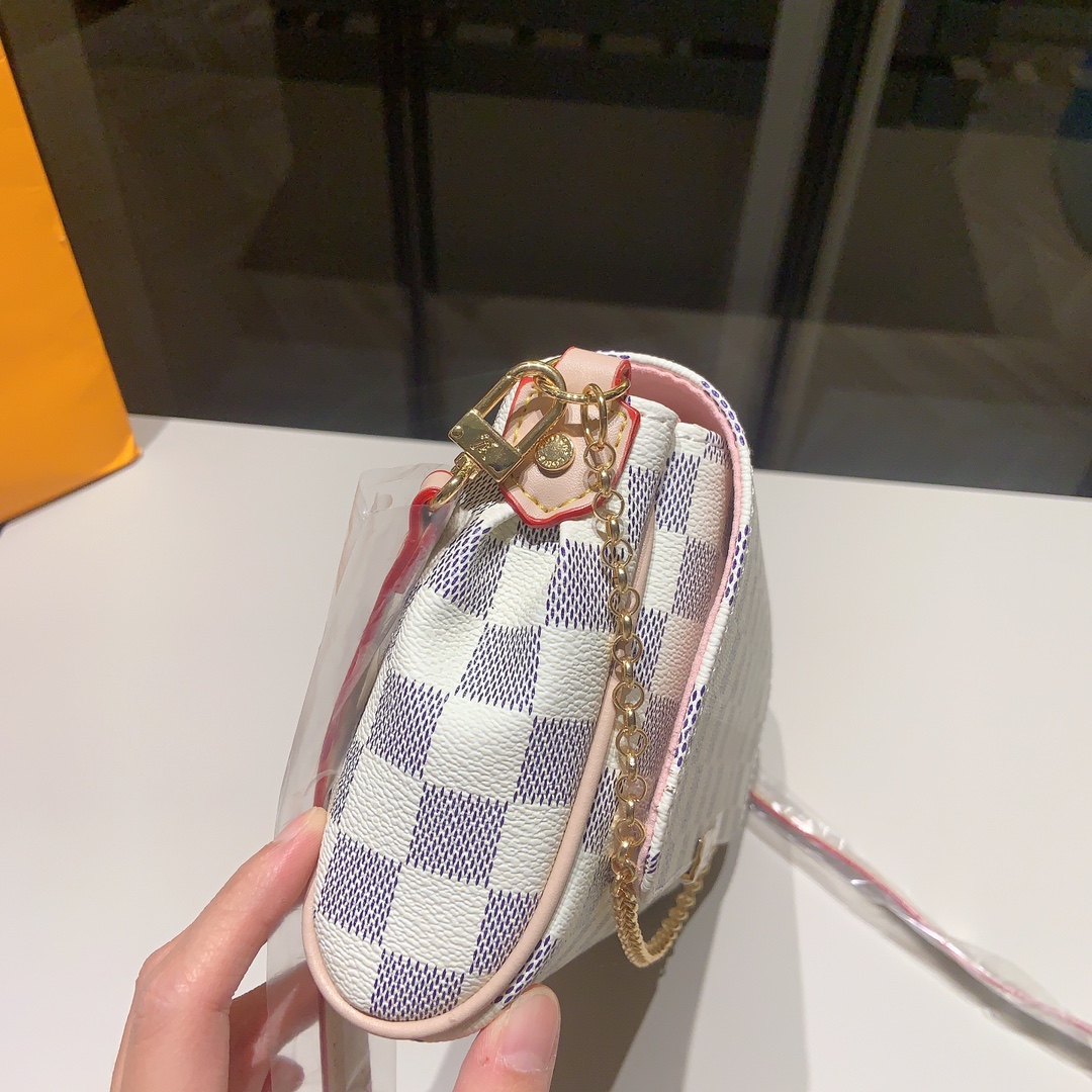 LV $76 gallery