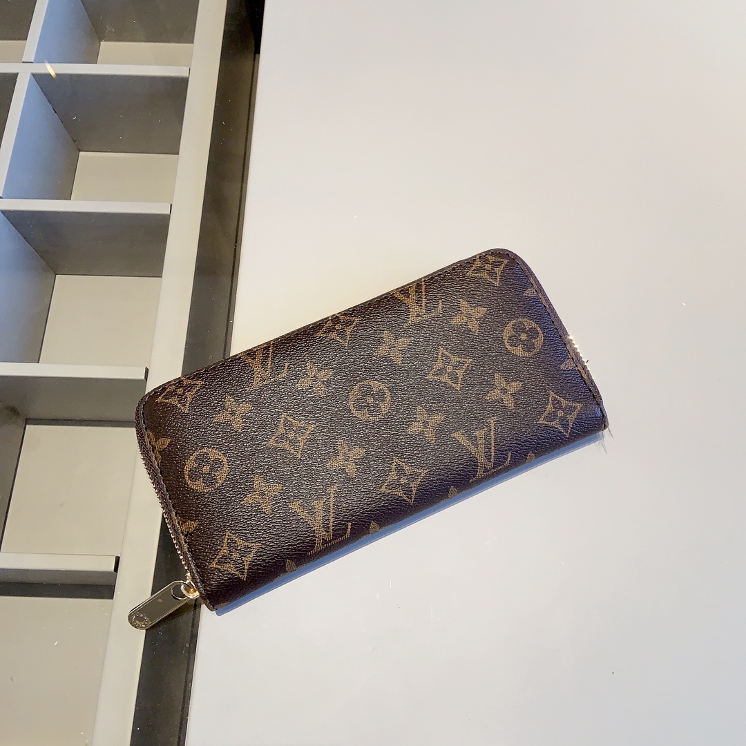 LV $76 gallery