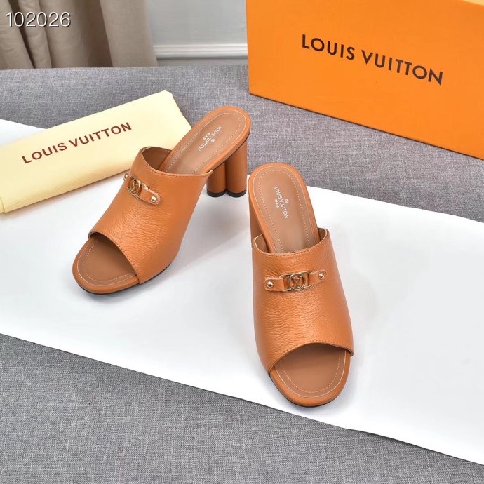 LV $76 gallery