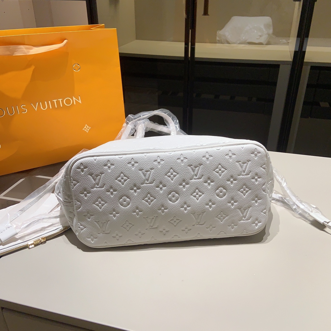 LV $76 gallery