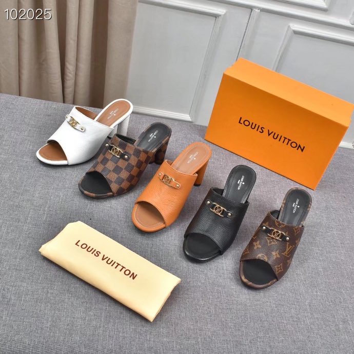 LV $76 gallery