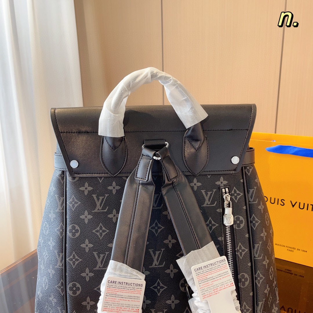 LV $76 gallery