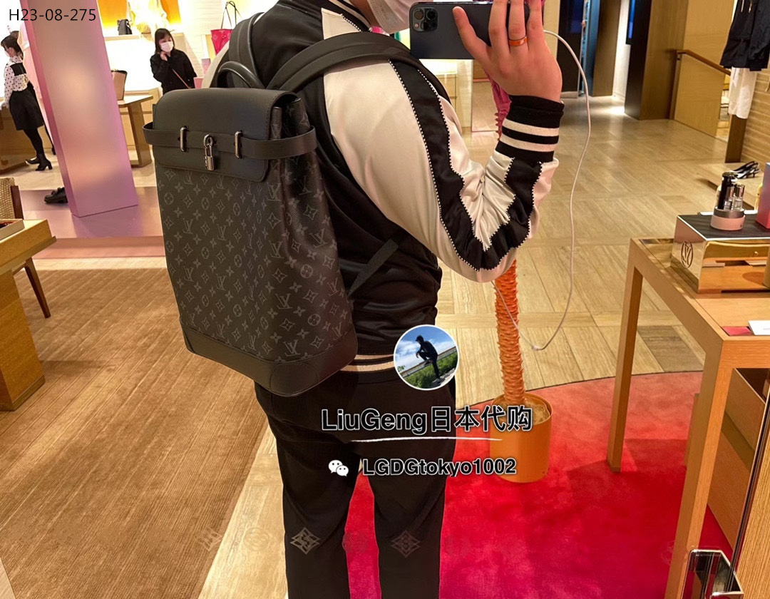 LV $76 gallery