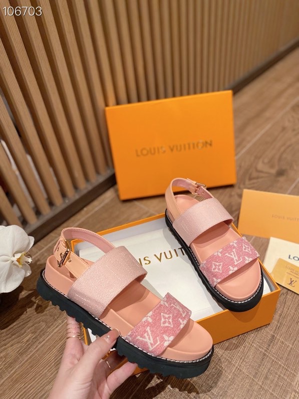 LV $76 gallery