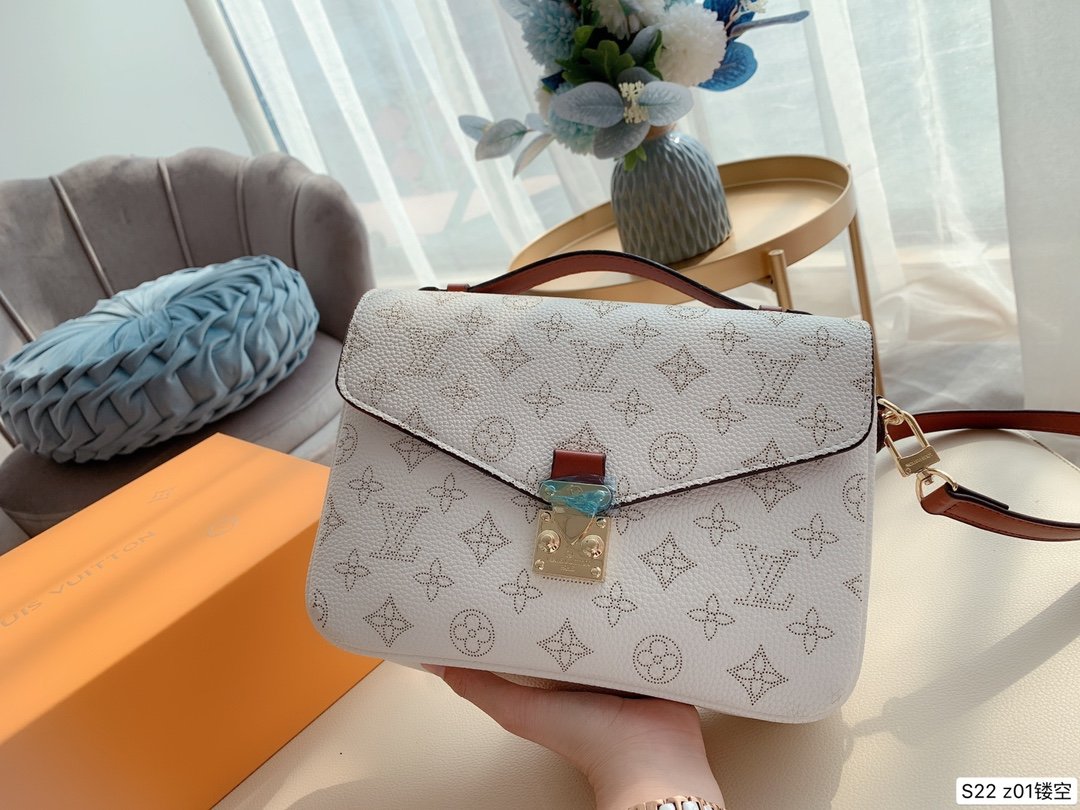 LV $76 gallery