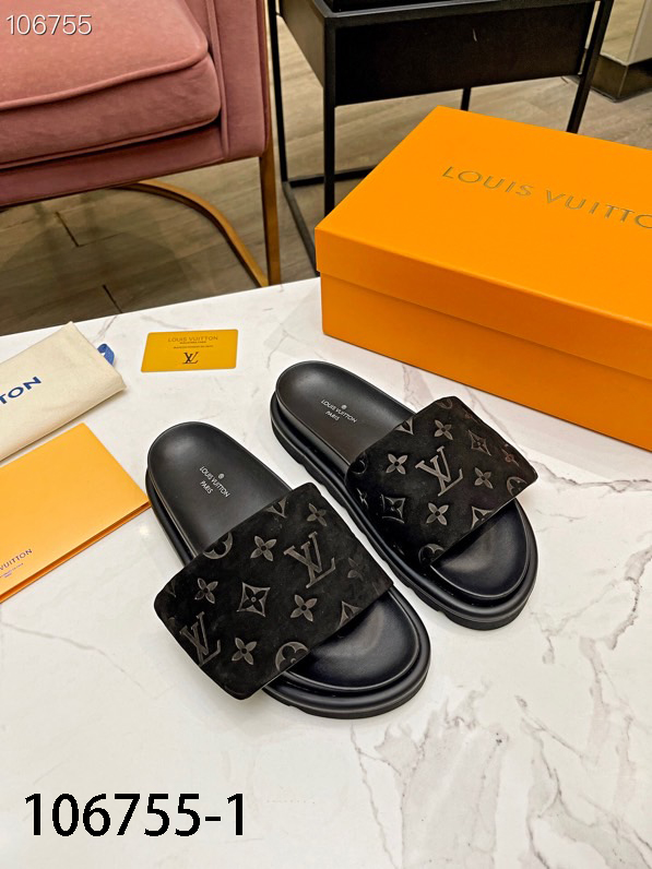 LV $76 gallery