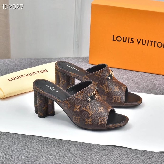 LV $76 gallery