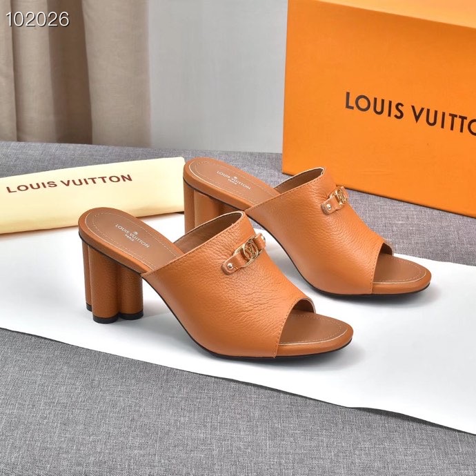 LV $76 gallery