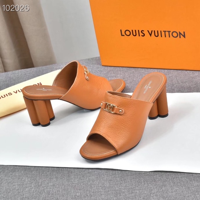 LV $76 gallery